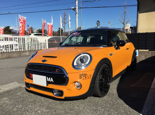 KWサスペンションデモカー