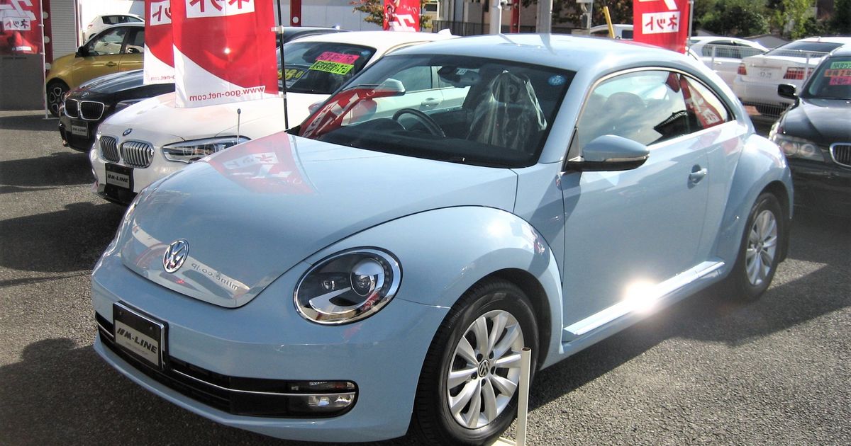 VWザ・ビートル入庫！人気のデニムブルーのデザインです＼(^o 