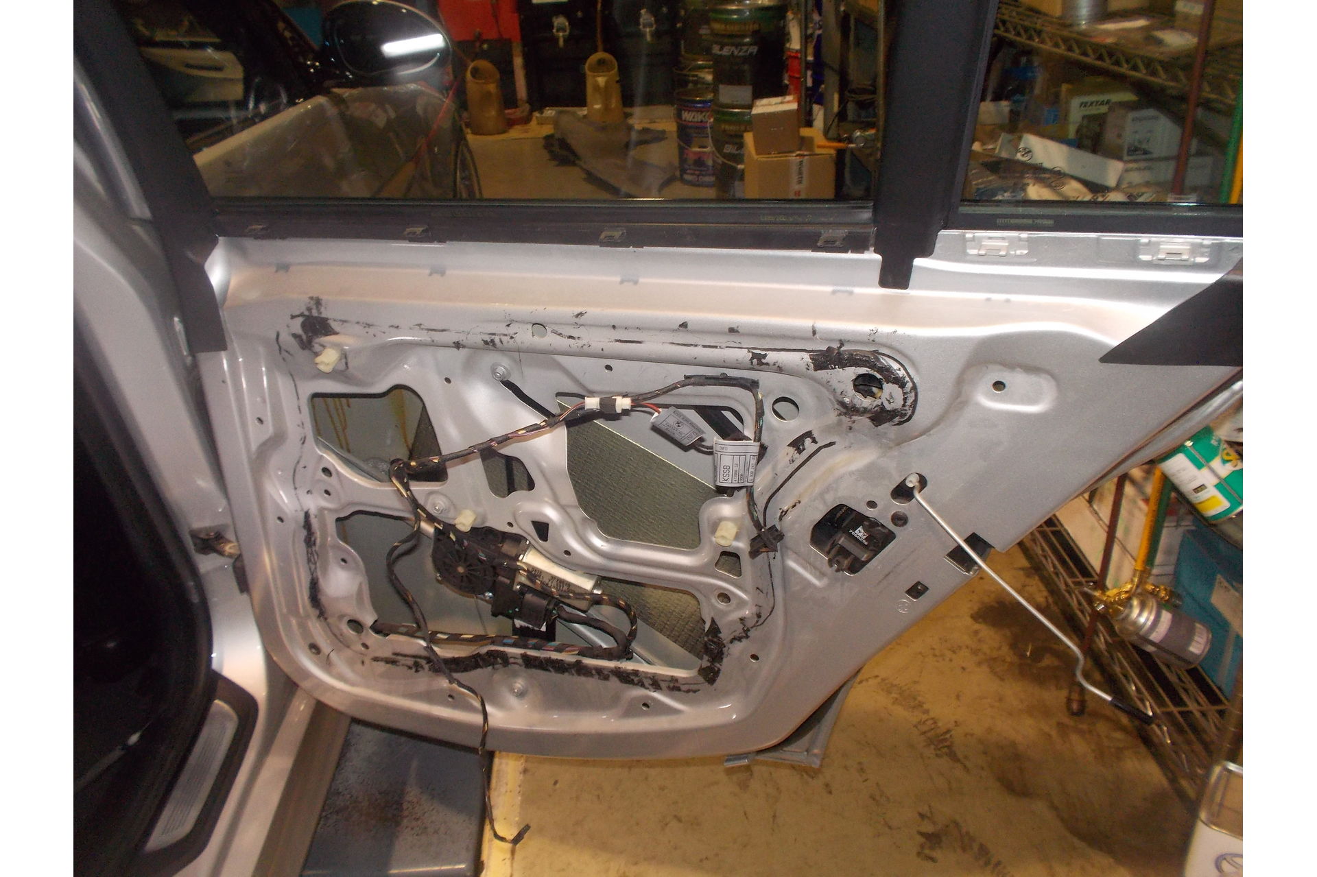 ＢＭＷ　Ｅ90　323ｉ　ドアロック故障