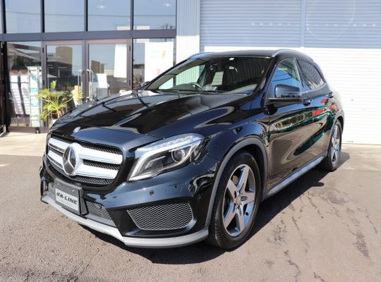 メルセデス・ベンツ　GLA250写真