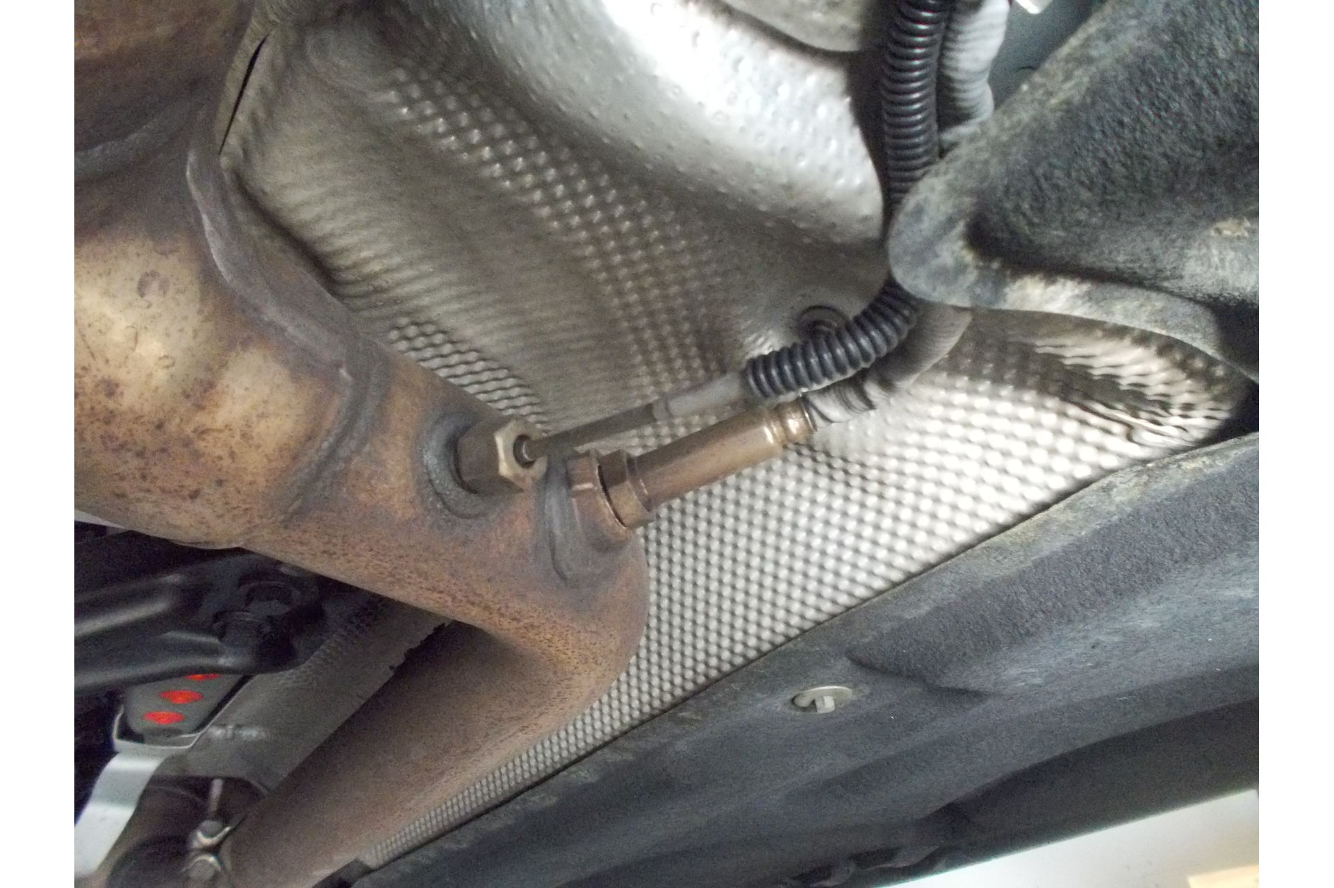 メルセデス　ベンツ　ＣＬＳ　Ｗ218　エンジンチェック　ＮＯＸセンサー交換