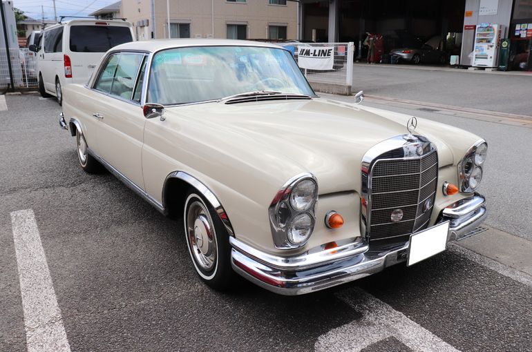 G様 1968年 メルセデス・ベンツ250SE AUTOMATIC！