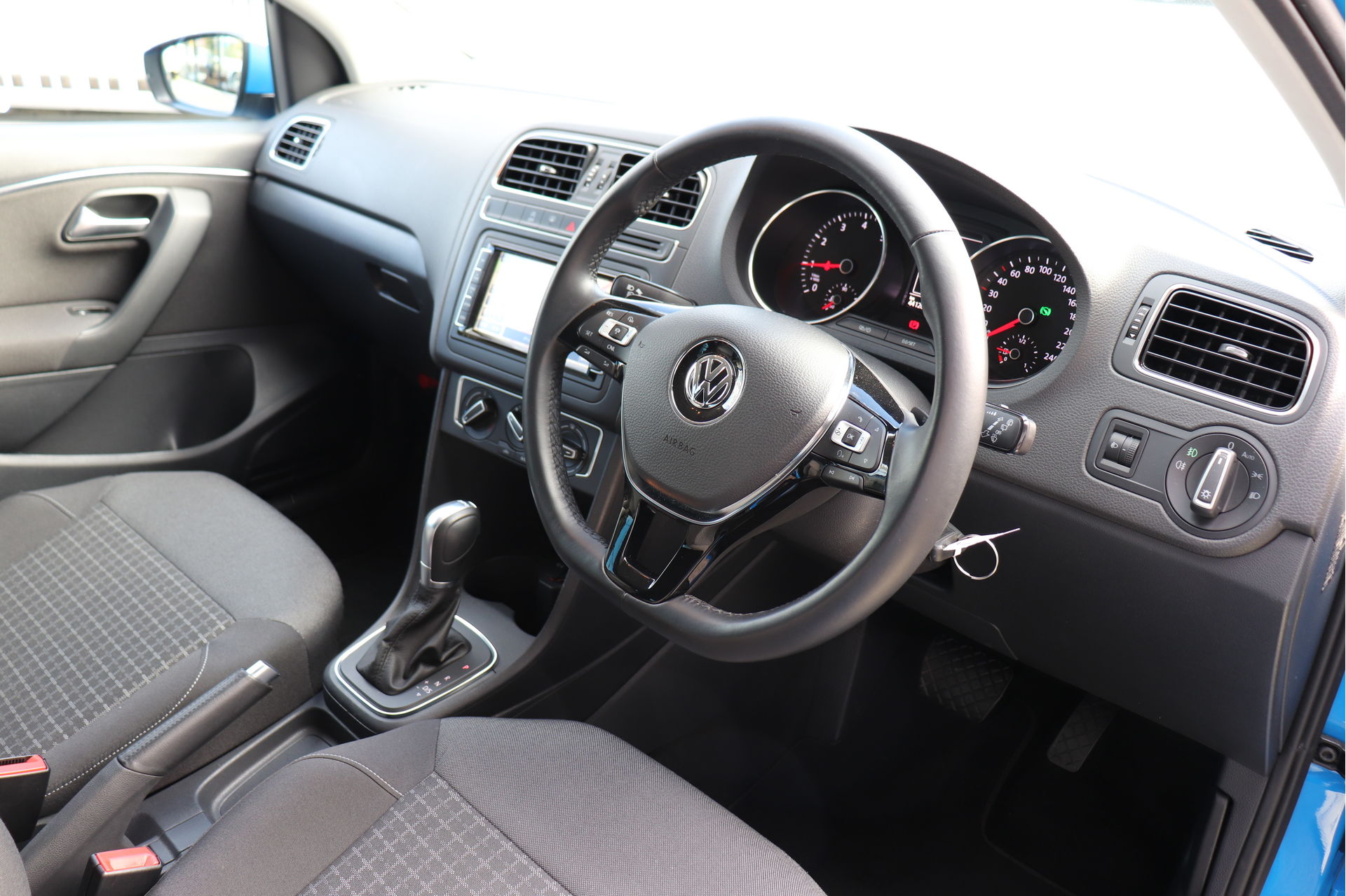 VWポロTSIコンフォートラインの写真