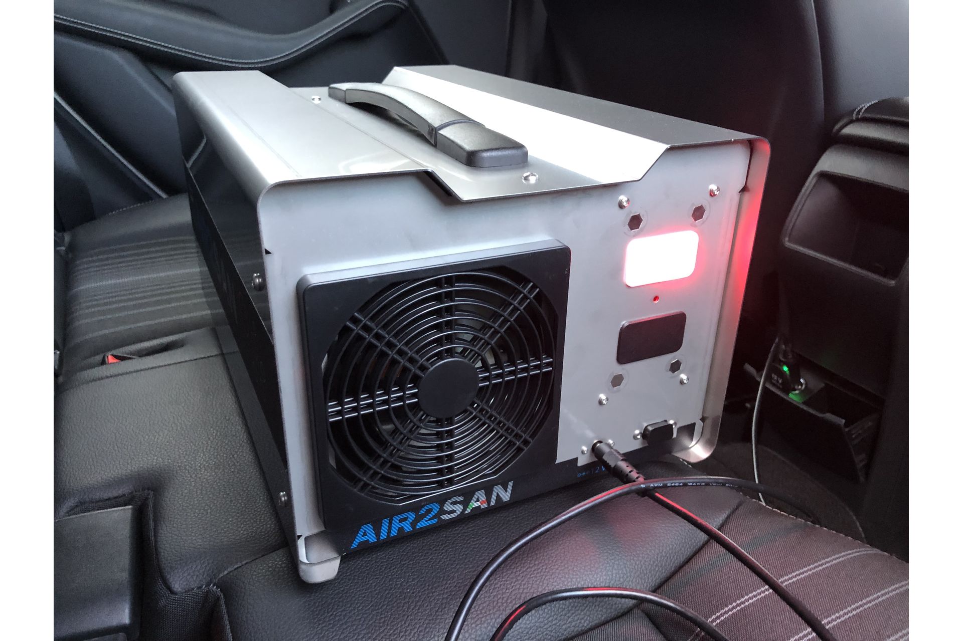 イタリア TEXA社製 オゾン発生器を導入しました！車内の消臭、除菌に