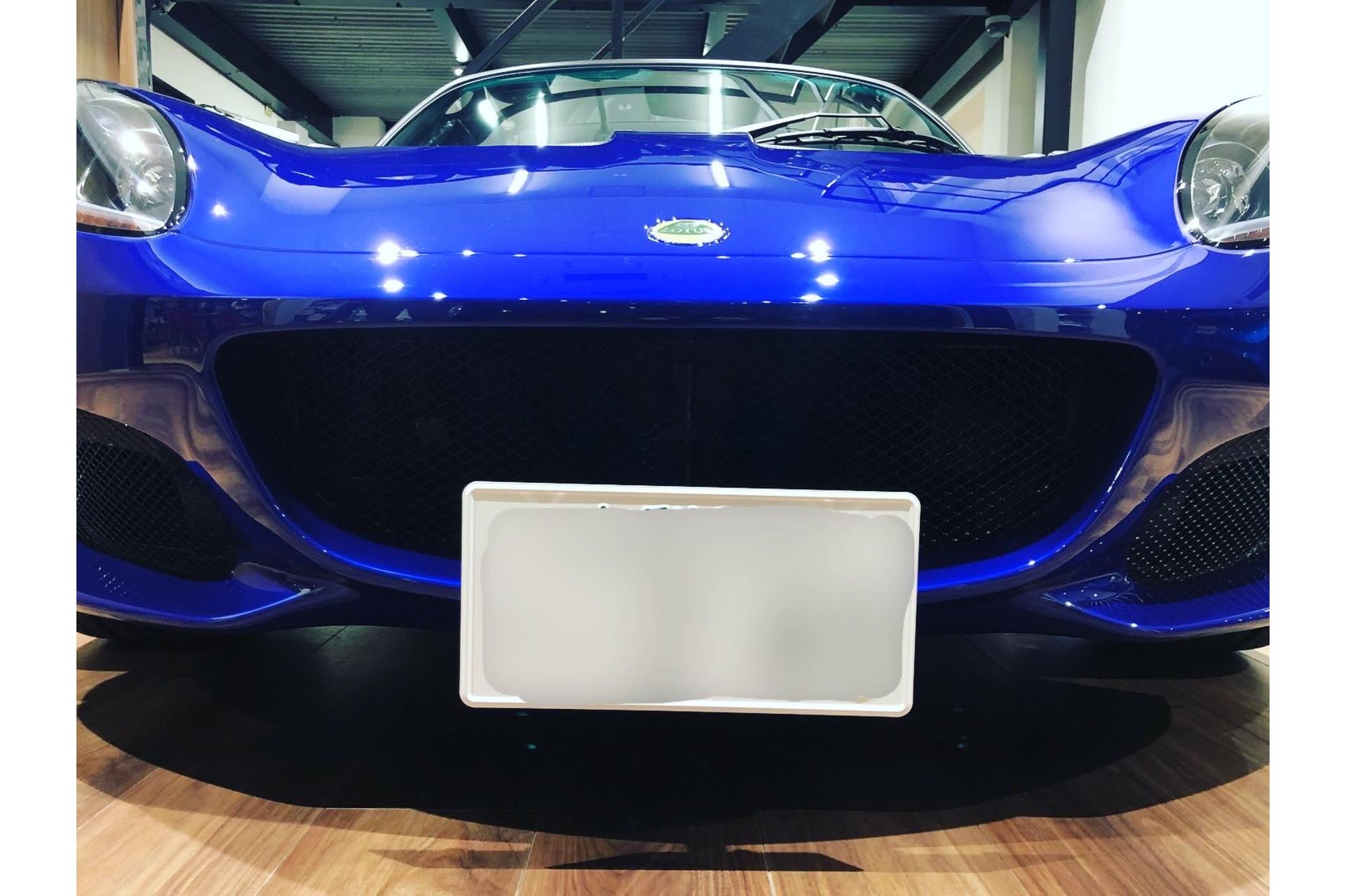 ロータス エリーゼ＆エキシージ 牽引フック付ナンバーベース