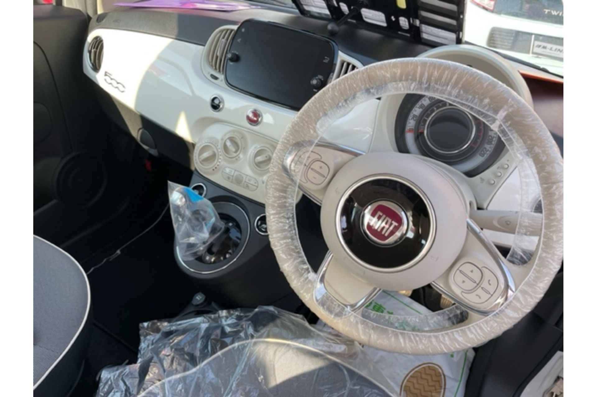 山梨　輸入車　中古車　エムライン　イタ車　フィアット