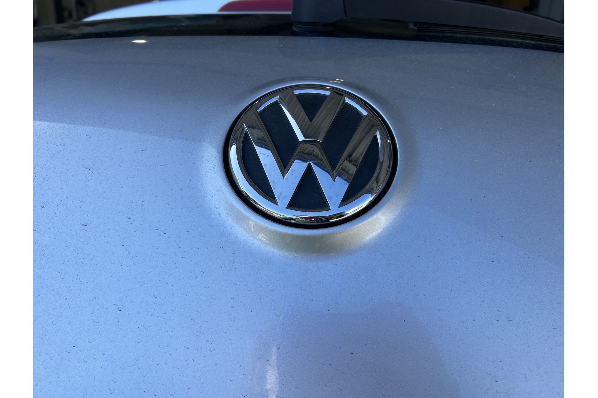 Volkswagen ゴルフ7 エンブレムバックカメラ ナビ取り付けなら ナビ＆オーディオ取付用品専門店「サウンド